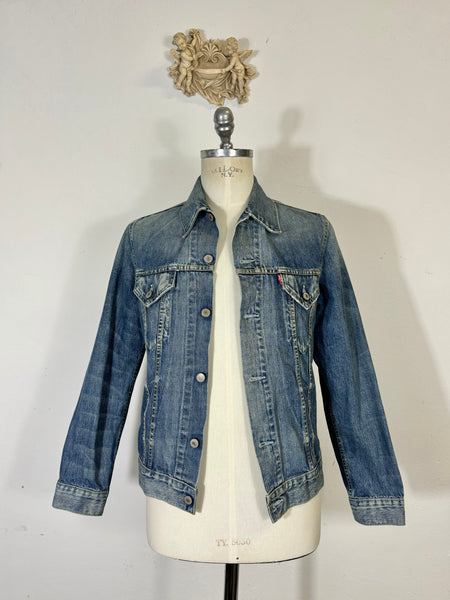 Vintage Women Levi’s Jacket “S”
