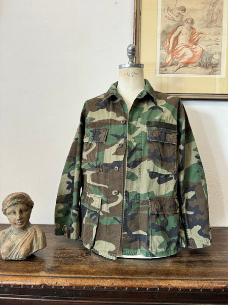 Vintage Woodland Camo Jacket “M/L”