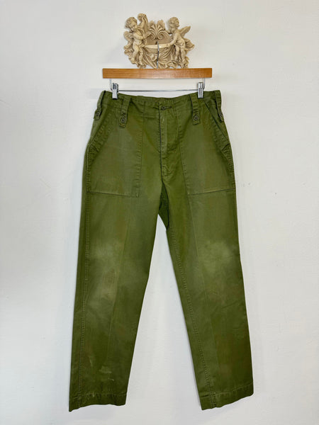 Vintage Fatigue British Army Pants “W32”