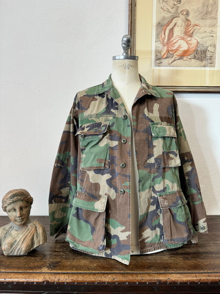 Vintage Woodland Camo Jacket “M/L”