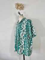 Vintage Hawaiian Shirt Made in Hawaii “L/XL”