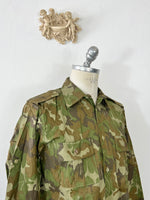 Vintage Romanian Army Shirt M1990 “M/L”